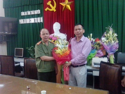 Lãnh đạo nhà trường thăm và chúc mừng ngày thành lập  lực lượng An ninh chính trị nội bộ - Công an tỉnh Thái nguyên